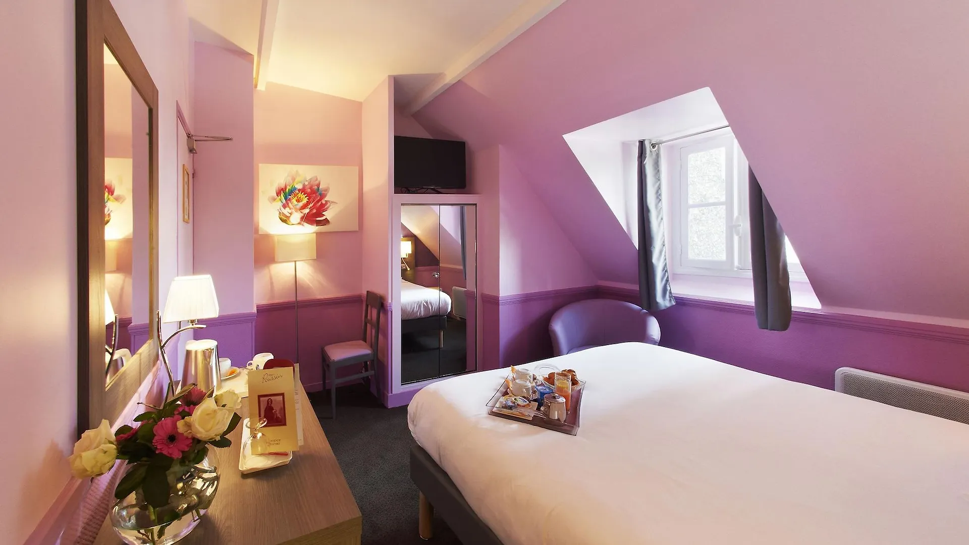 Poussin 3* Paris